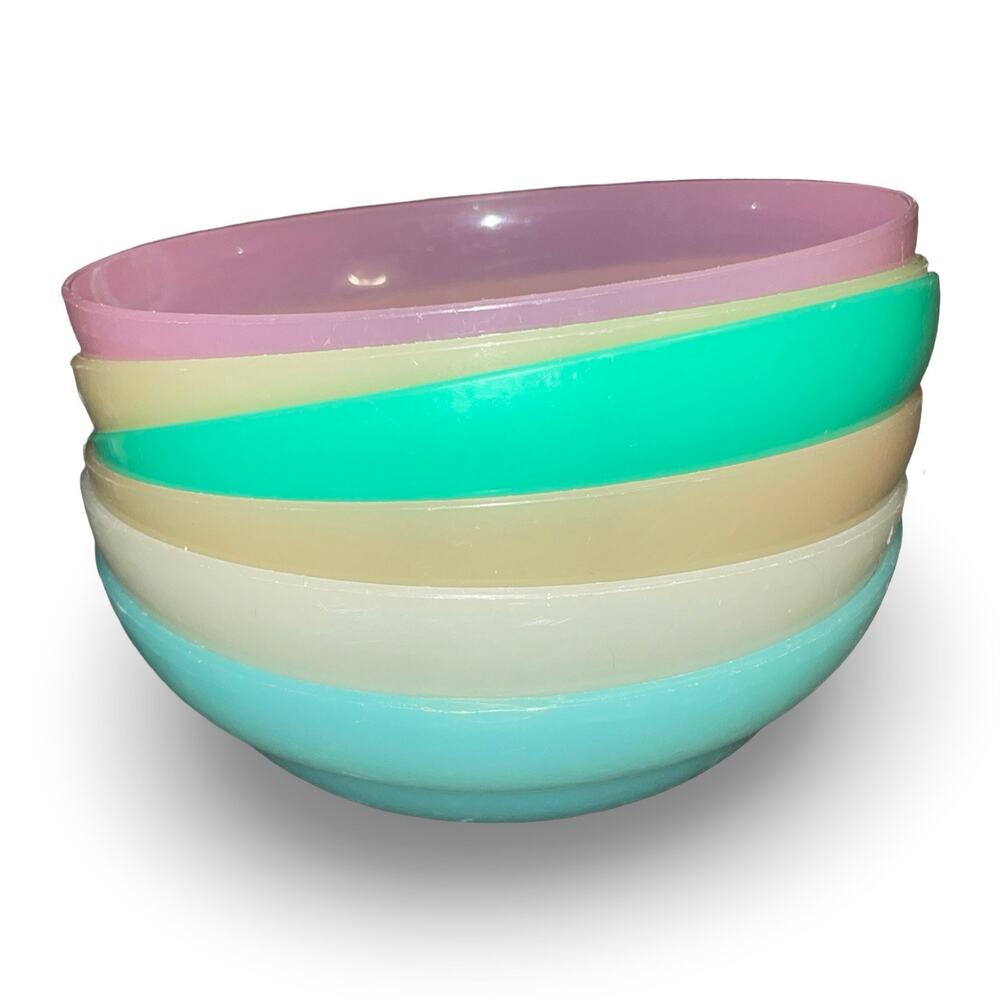 Tupperware Pastel Bowls 155 Stackable Vintage Salad Cereal Nest Retro Set of 6